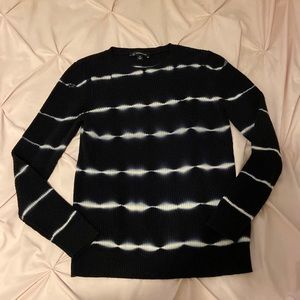 Long sleeve small blue sweater with white tie dye stripes